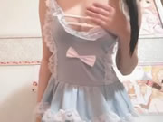 可愛萌妹掀裙自慰